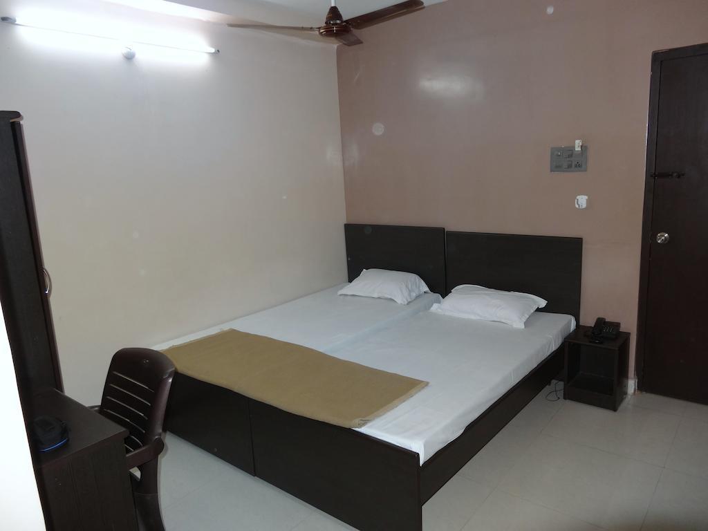 Dwaraka Inn Hyderabad Quarto foto